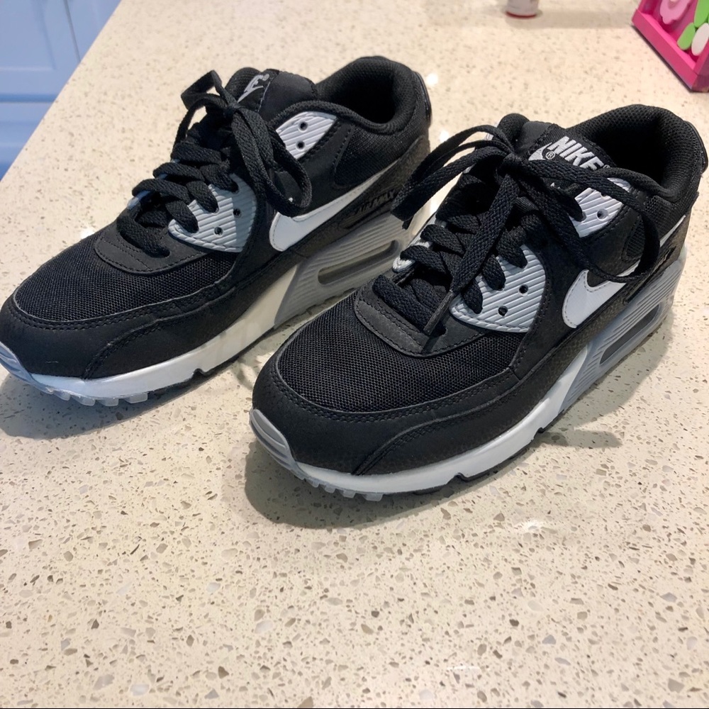 Nike Air Max 👟 - Picture 2 of 5